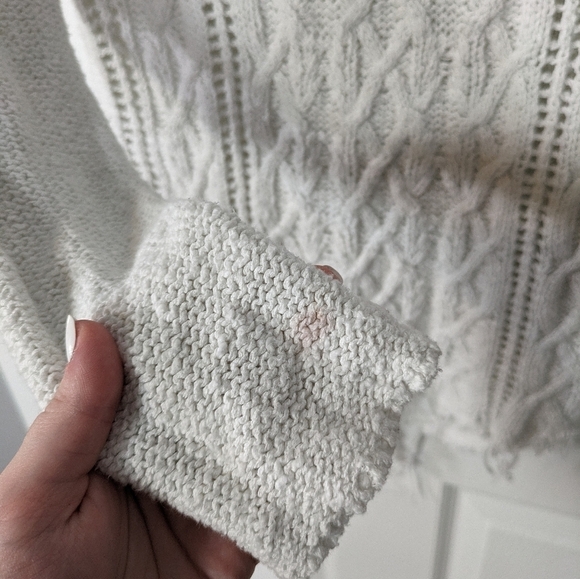 Anthropologie Ruby Moon Frayed Hem Distressed White Cable Knit Sweater Size S - Picture 6 of 7